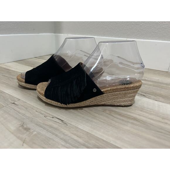 UGG Womens Black Suede Fringe Wedge Espadrille Sandals Size 6 - Picture 1 of 7